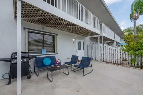 324 W Pine Street Lantana FL 33462