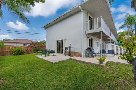 324 W Pine Street Lantana FL 33462