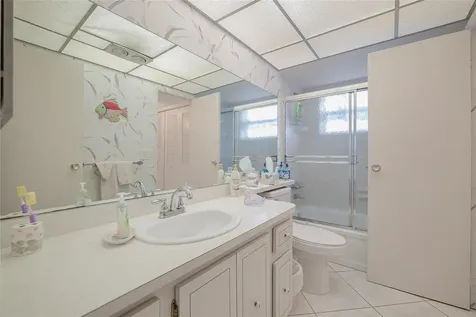 3431 NW 50th Avenue Lauderdale Lakes FL 33319