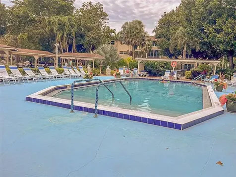 3431 NW 50th Avenue Lauderdale Lakes FL 33319