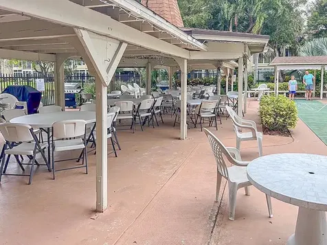 3431 NW 50th Avenue Lauderdale Lakes FL 33319
