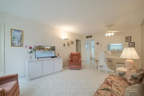 3431 NW 50th Avenue Lauderdale Lakes FL 33319