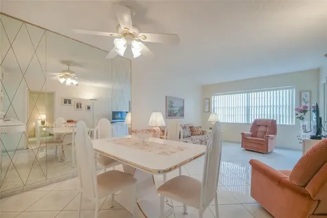 3431 NW 50th Avenue Lauderdale Lakes FL 33319