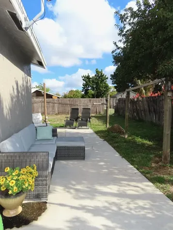 10089 Pinafore Lane Royal Palm Beach FL 33411