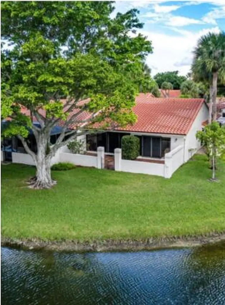20020 Rima Circle Boca Raton FL 33434
