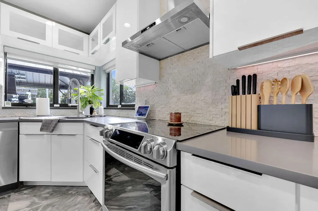 3541 Carlton Lane Davie FL 33330