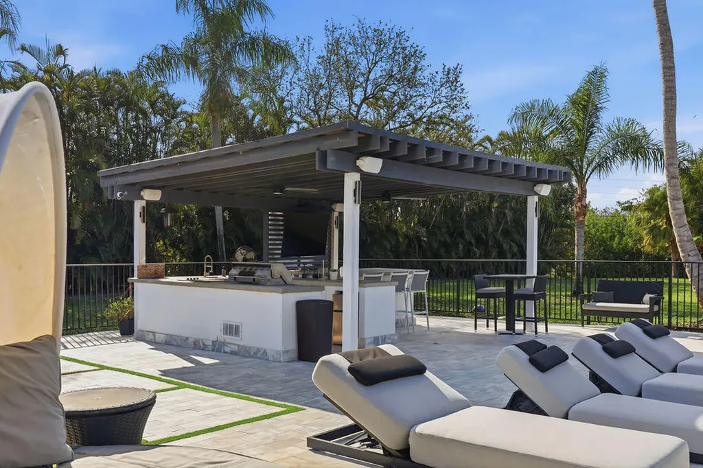 3541 Carlton Lane Davie FL 33330