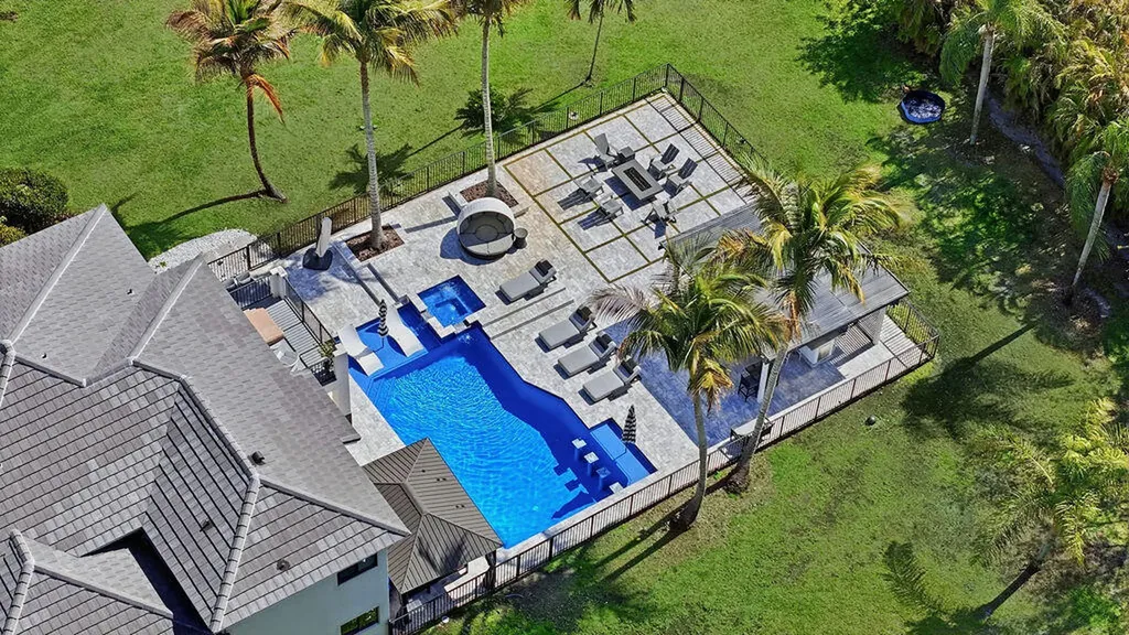 3541 Carlton Lane Davie FL 33330