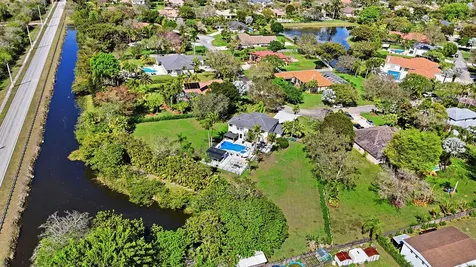 3541 Carlton Lane Davie FL 33330
