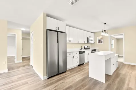 2105 Donald Avenue Fort Pierce FL 34946