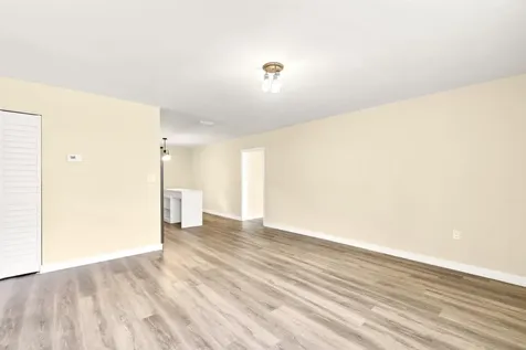 2105 Donald Avenue Fort Pierce FL 34946