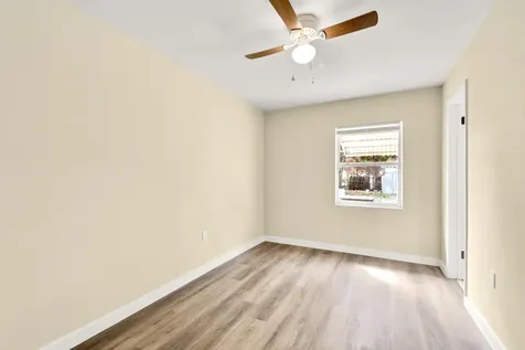 2105 Donald Avenue Fort Pierce FL 34946
