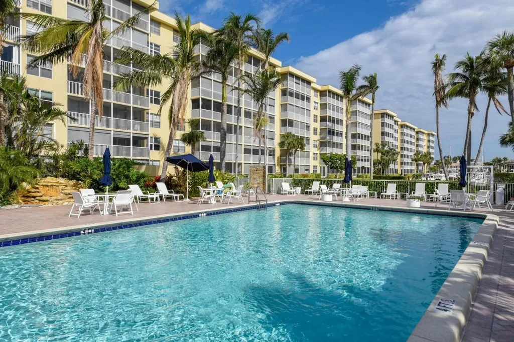 1 Harbourside Drive Delray Beach FL 33483