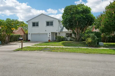 8404 SW 20th Street North Lauderdale FL 33068