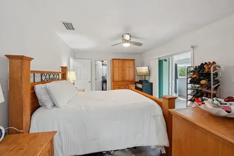 8404 SW 20th Street North Lauderdale FL 33068