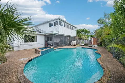 8404 SW 20th Street North Lauderdale FL 33068
