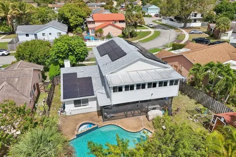 8404 SW 20th Street North Lauderdale FL 33068
