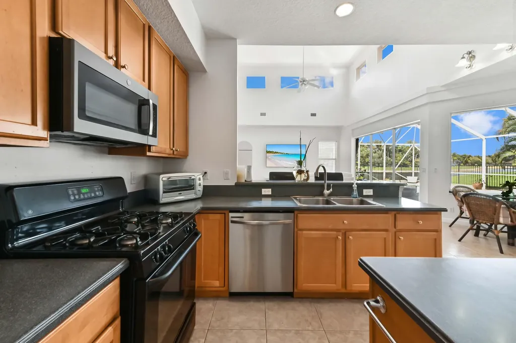 3638 Hamilton Key West Palm Beach FL 33411