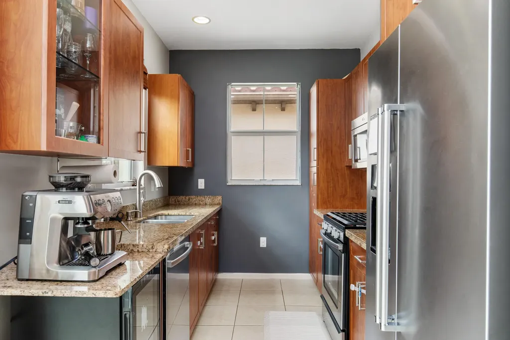 12651 NW 32nd Place Sunrise FL 33323