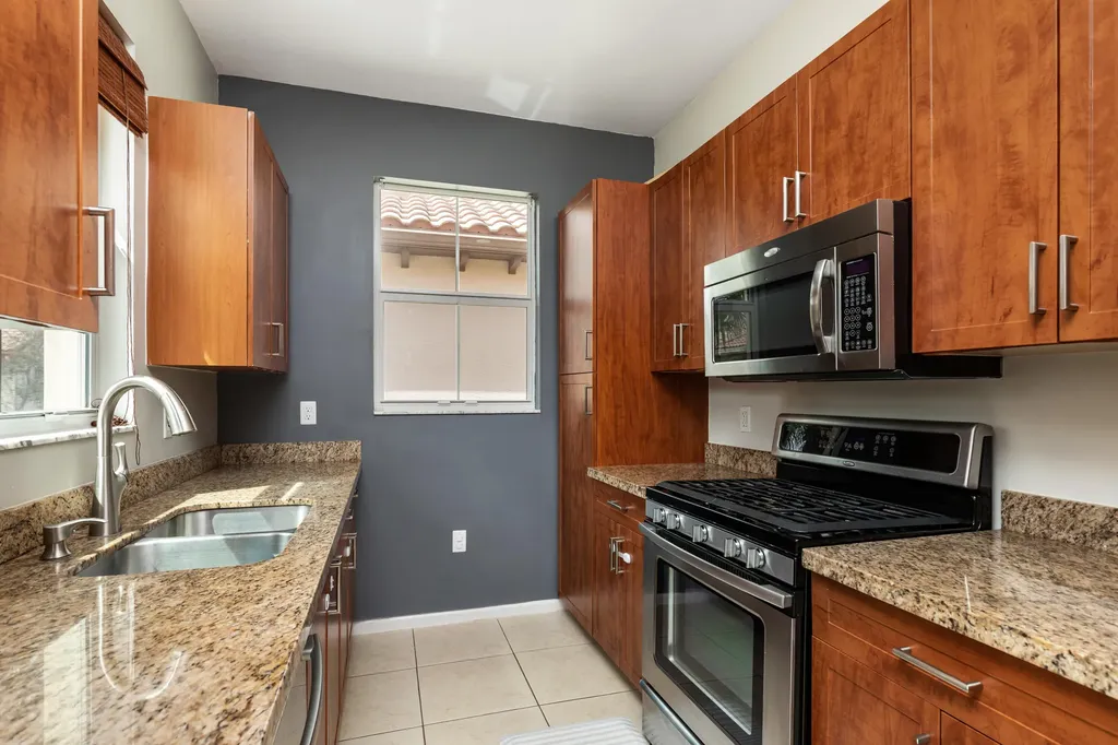 12651 NW 32nd Place Sunrise FL 33323