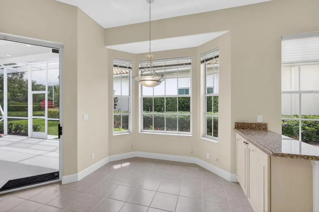 936 Augusta Pointe Drive Palm Beach Gardens FL 33418