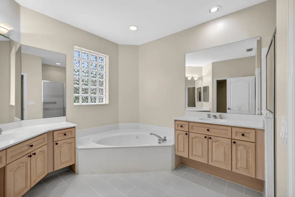 936 Augusta Pointe Drive Palm Beach Gardens FL 33418