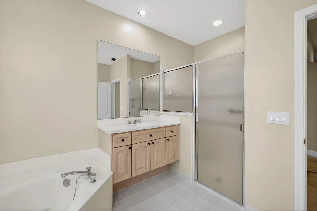 936 Augusta Pointe Drive Palm Beach Gardens FL 33418