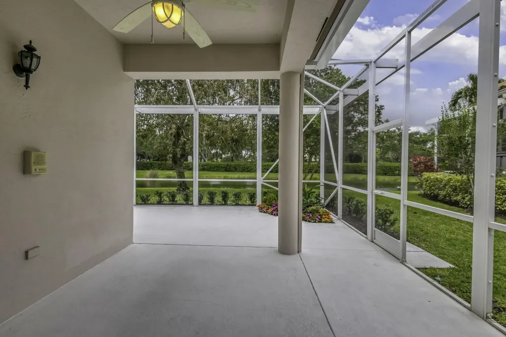 936 Augusta Pointe Drive Palm Beach Gardens FL 33418