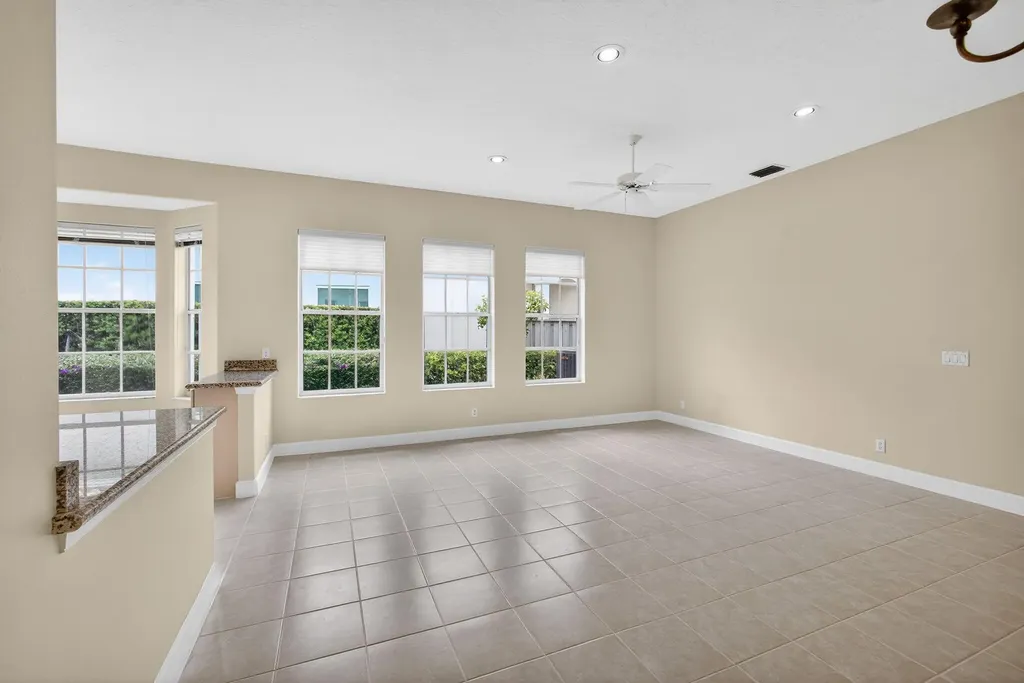 936 Augusta Pointe Drive Palm Beach Gardens FL 33418