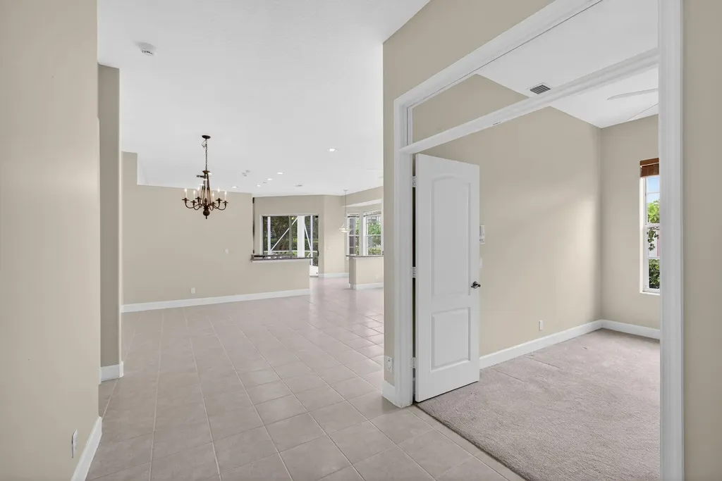 936 Augusta Pointe Drive Palm Beach Gardens FL 33418