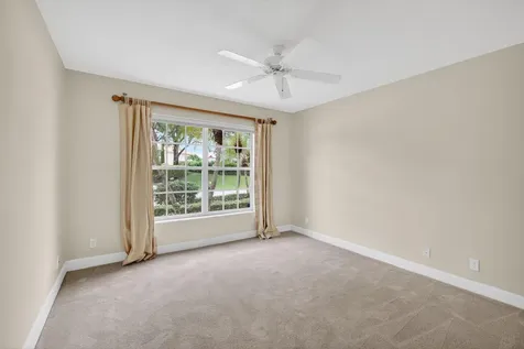 936 Augusta Pointe Drive Palm Beach Gardens FL 33418