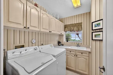 936 Augusta Pointe Drive Palm Beach Gardens FL 33418