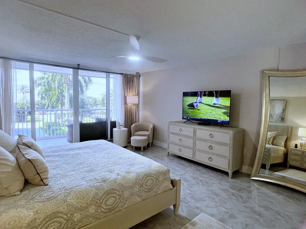 3546 S Ocean Boulevard South Palm Beach FL 33480