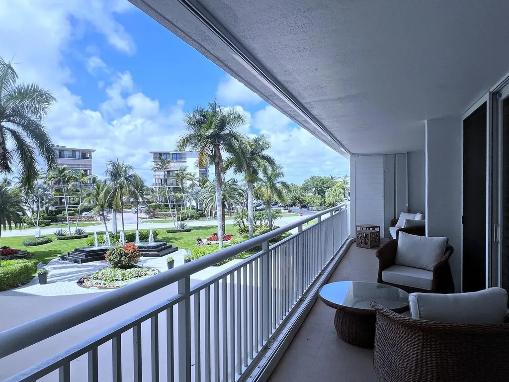 3546 S Ocean Boulevard South Palm Beach FL 33480
