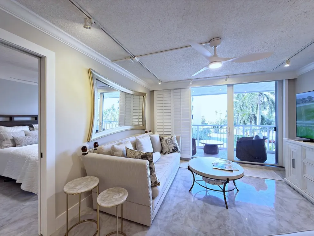 3546 S Ocean Boulevard South Palm Beach FL 33480
