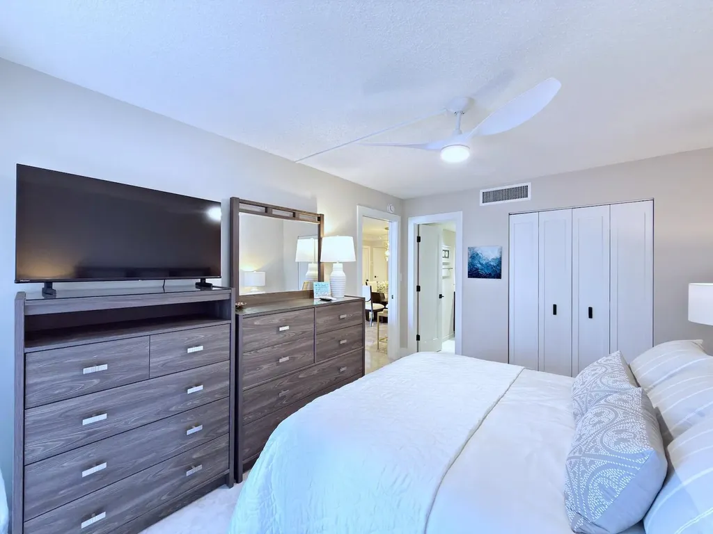 3546 S Ocean Boulevard South Palm Beach FL 33480