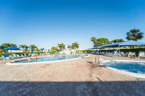2095 SW 14 Avenue SW Boynton Beach FL 33426