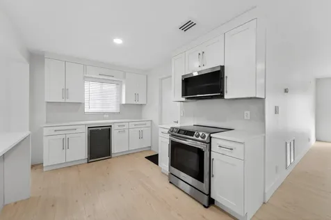 2095 SW 14 Avenue SW Boynton Beach FL 33426