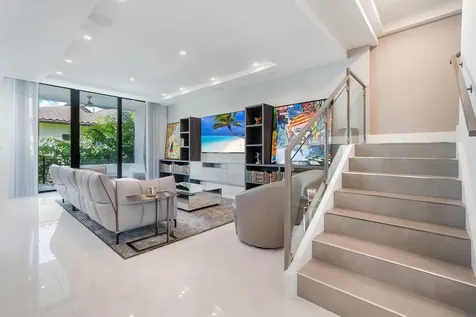 106 NE 16th Terrace Fort Lauderdale FL 33301