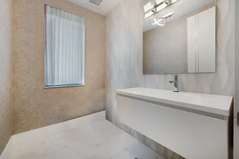 106 NE 16th Terrace Fort Lauderdale FL 33301