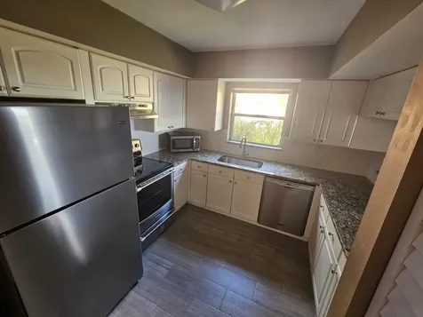 3275 NW 44th Street Oakland Park FL 33309