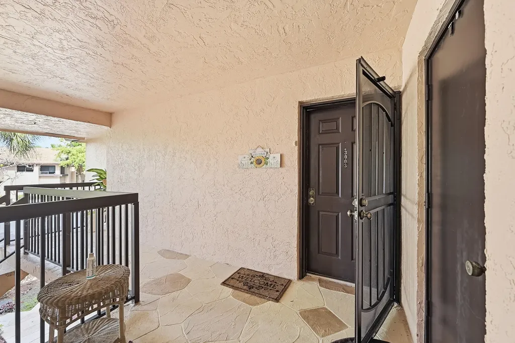 2110 SW 92nd Terrace Davie FL 33324