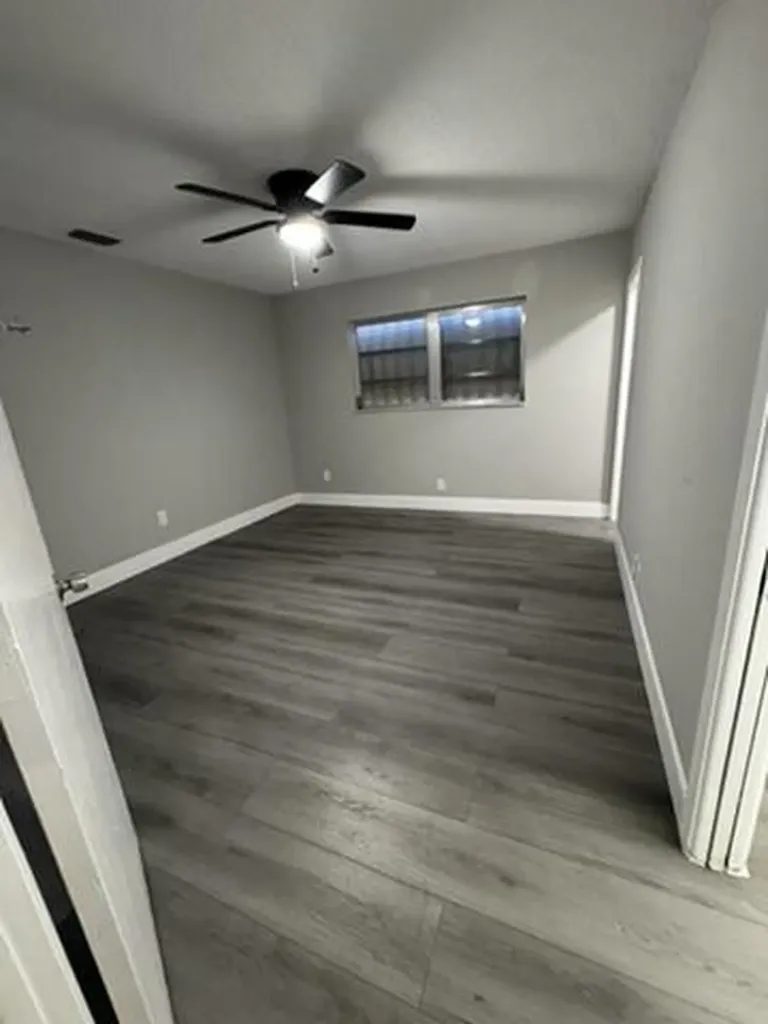 7025 NW 15th Street Plantation FL 33313