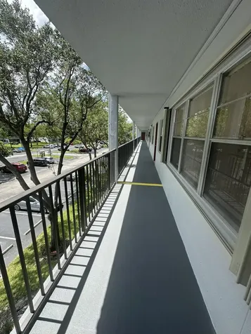 1401 SW 134 Way Pembroke Pines FL 33027