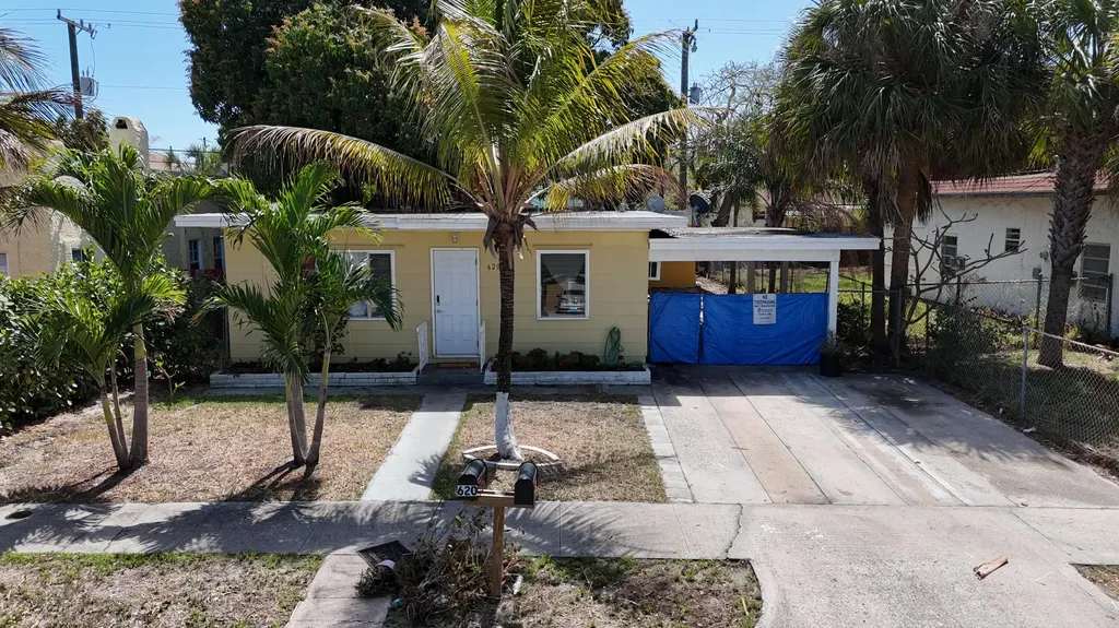 620 51st Street West Palm Beach FL 33407