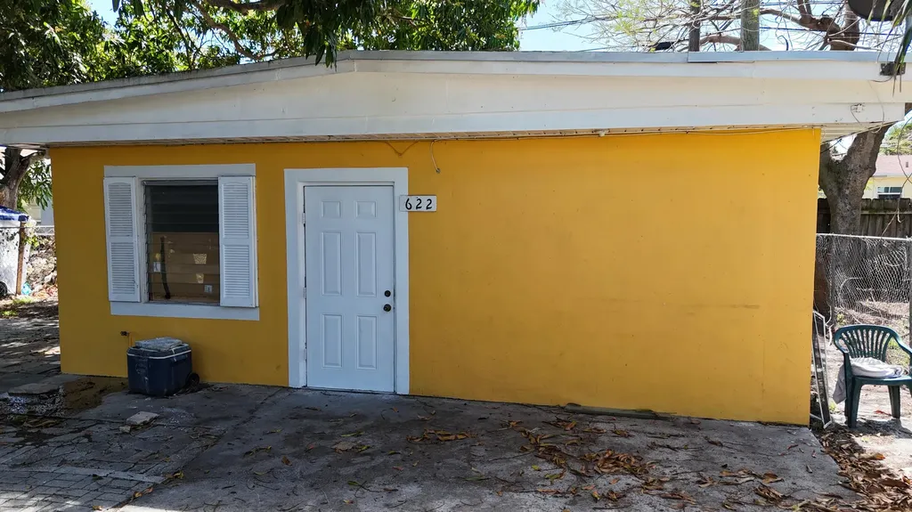 620 51st Street West Palm Beach FL 33407