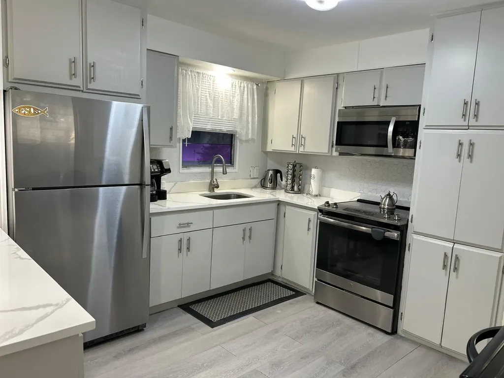 128 Havenwood Drive Pompano Beach FL 33064