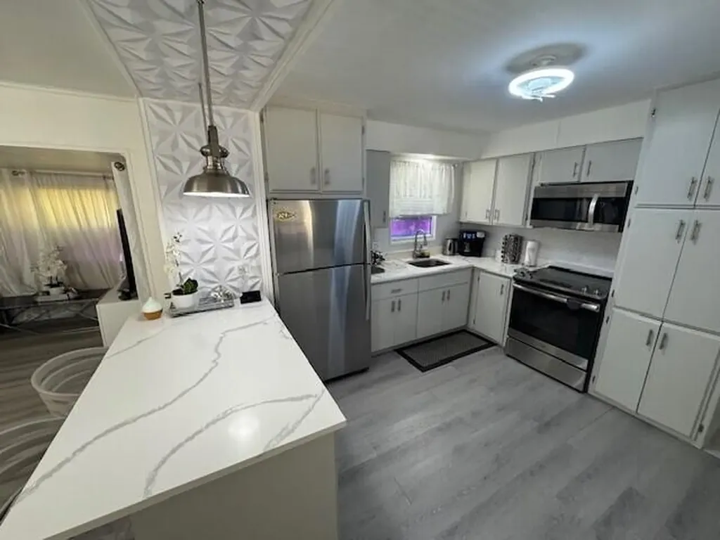 128 Havenwood Drive Pompano Beach FL 33064
