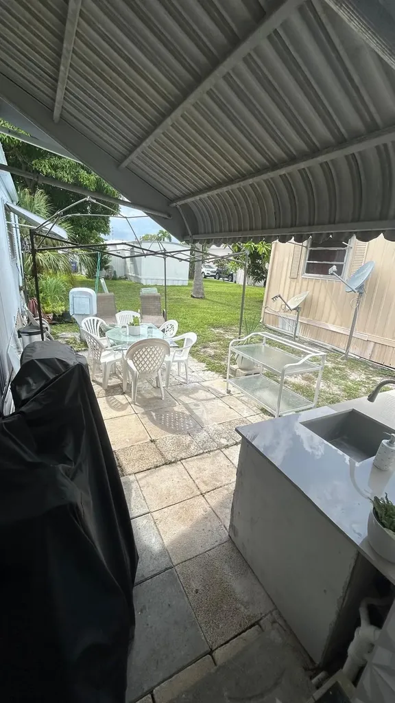 128 Havenwood Drive Pompano Beach FL 33064