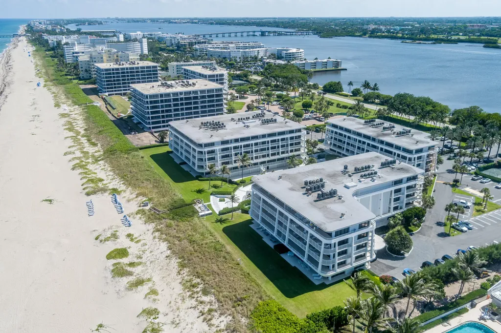 2600 S Ocean Boulevard Palm Beach FL 33480